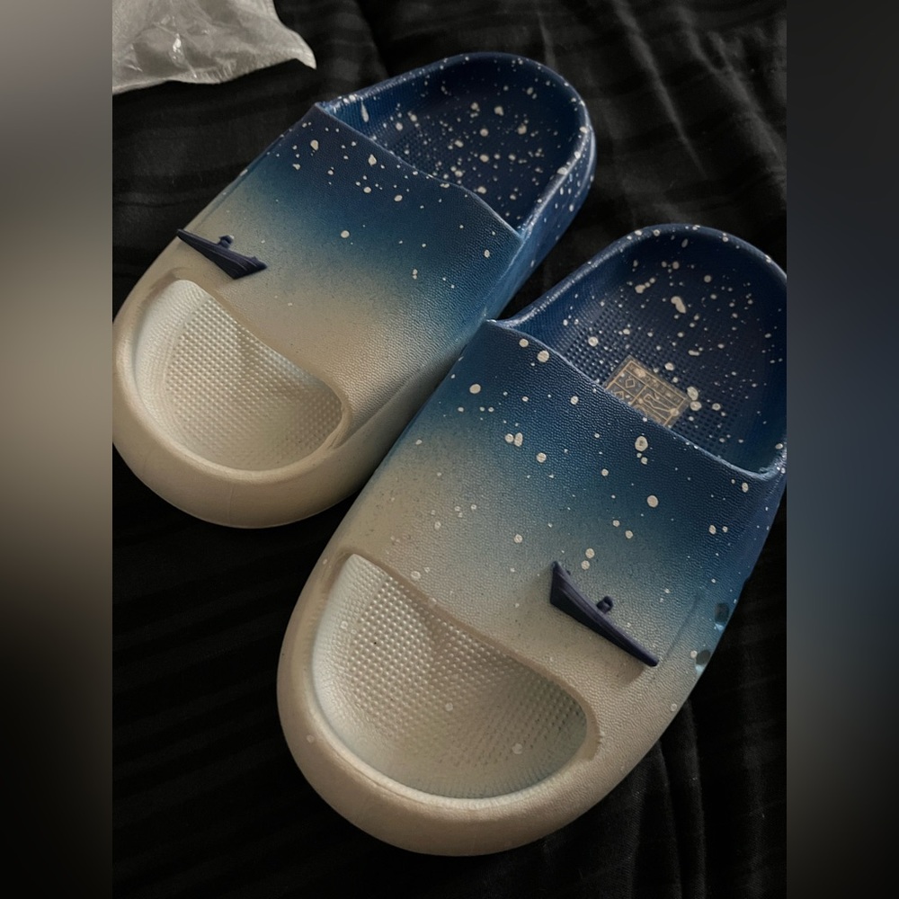 Blue and white boat kids slides size 7